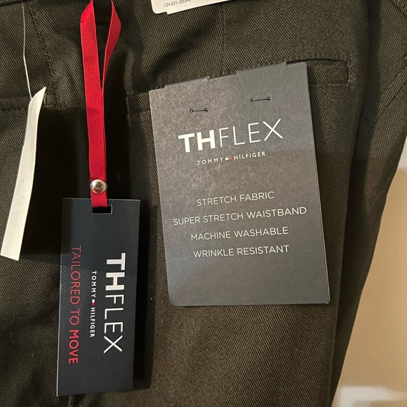 New!! Tommy Hilfiger men flex stretch pants 42/30 - Picture 2 of 3